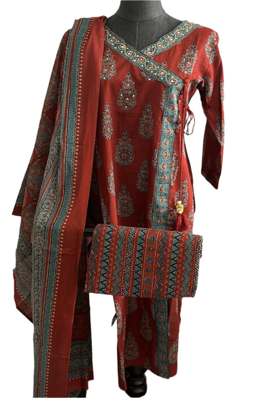 Salwar kameez with dupatta made with Cotton Dupatta