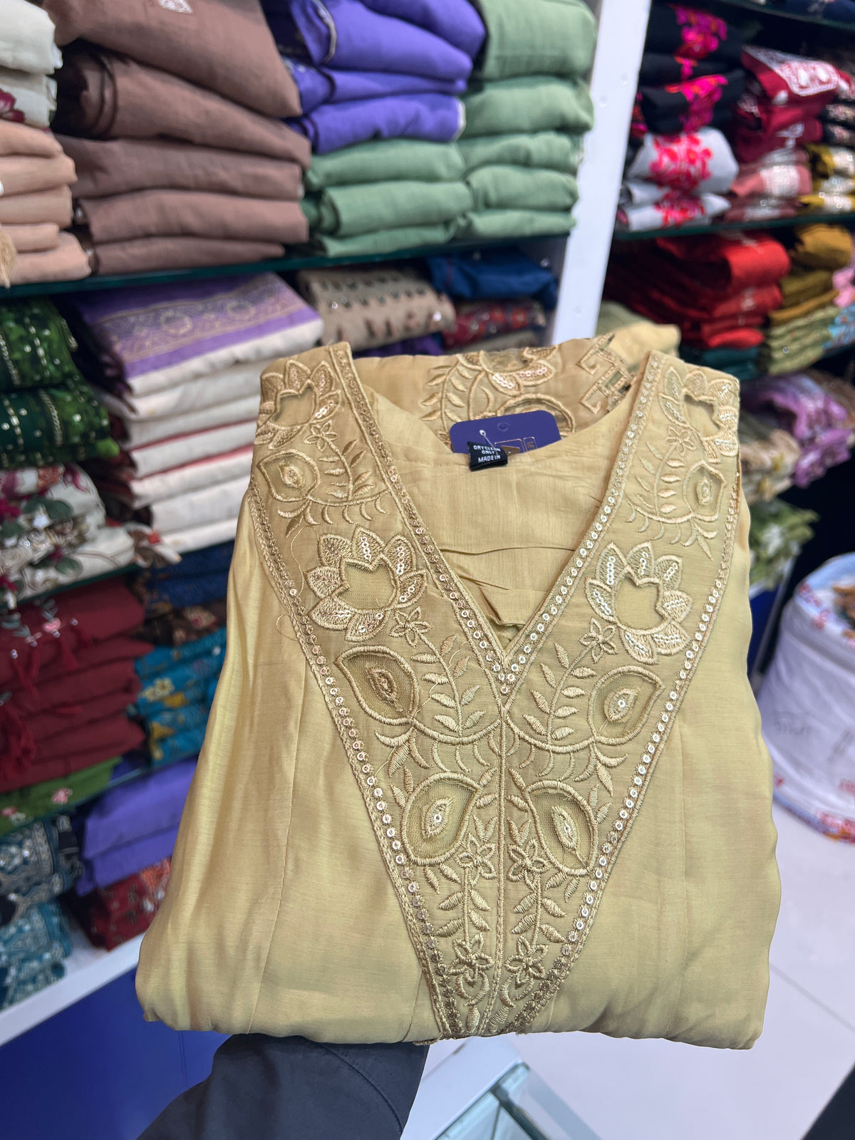 SALWARSET 5642149
