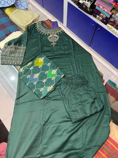 GAJI SILK SALWAESET1324149
