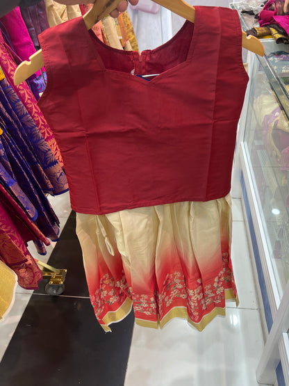 pattupavada 148979