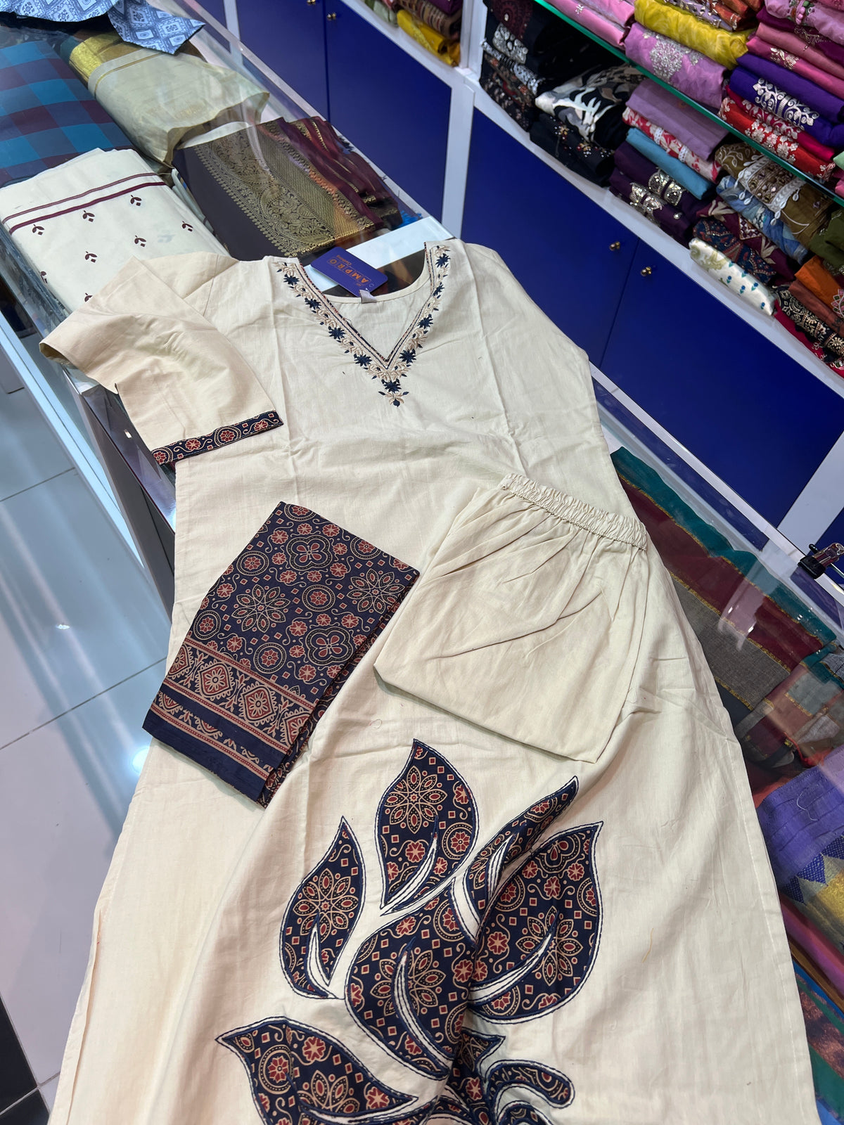 SALWARSET 25469139