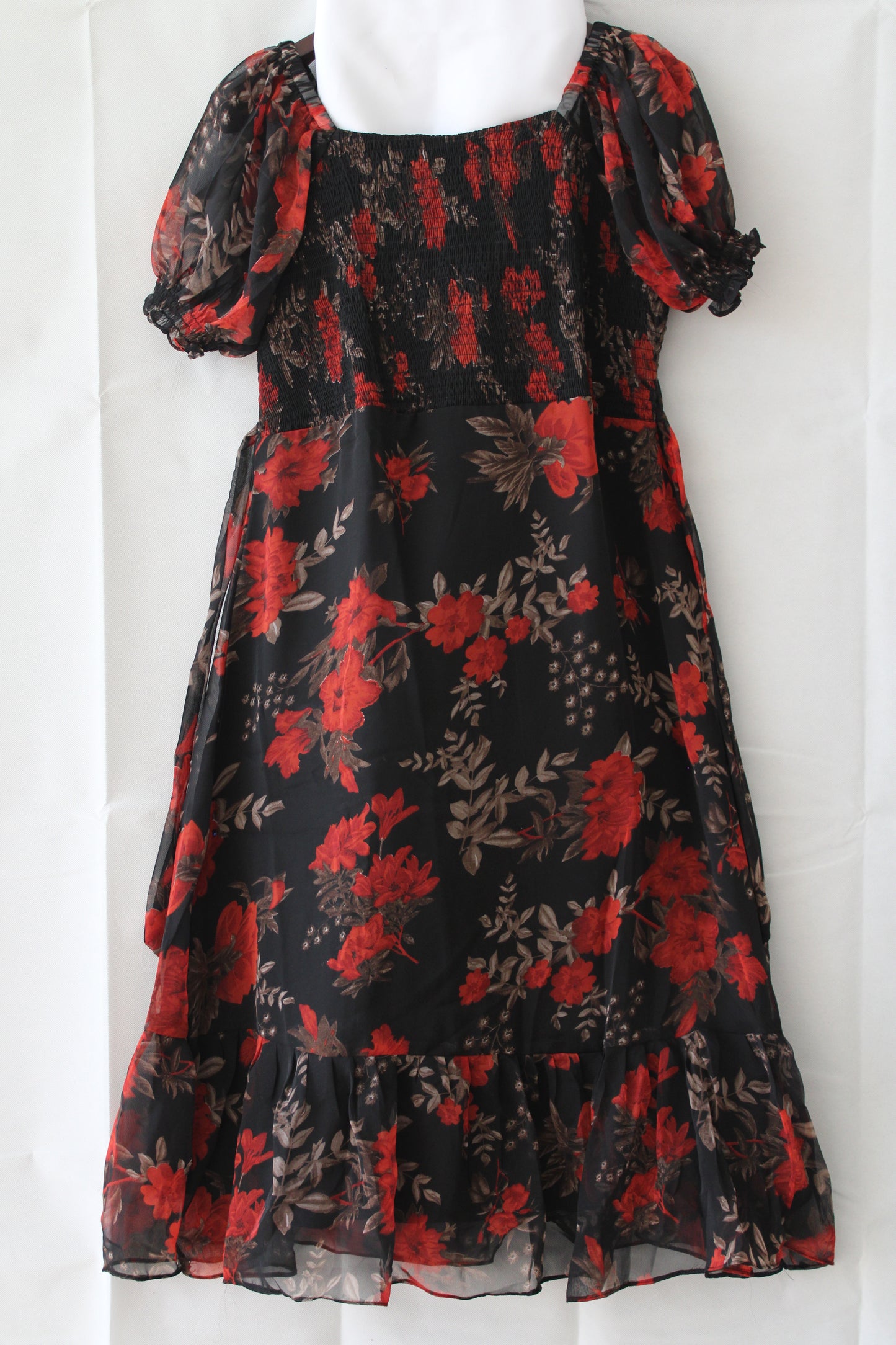 Women's Frock Georgete Floral Smoky Pattern  on Square Neck