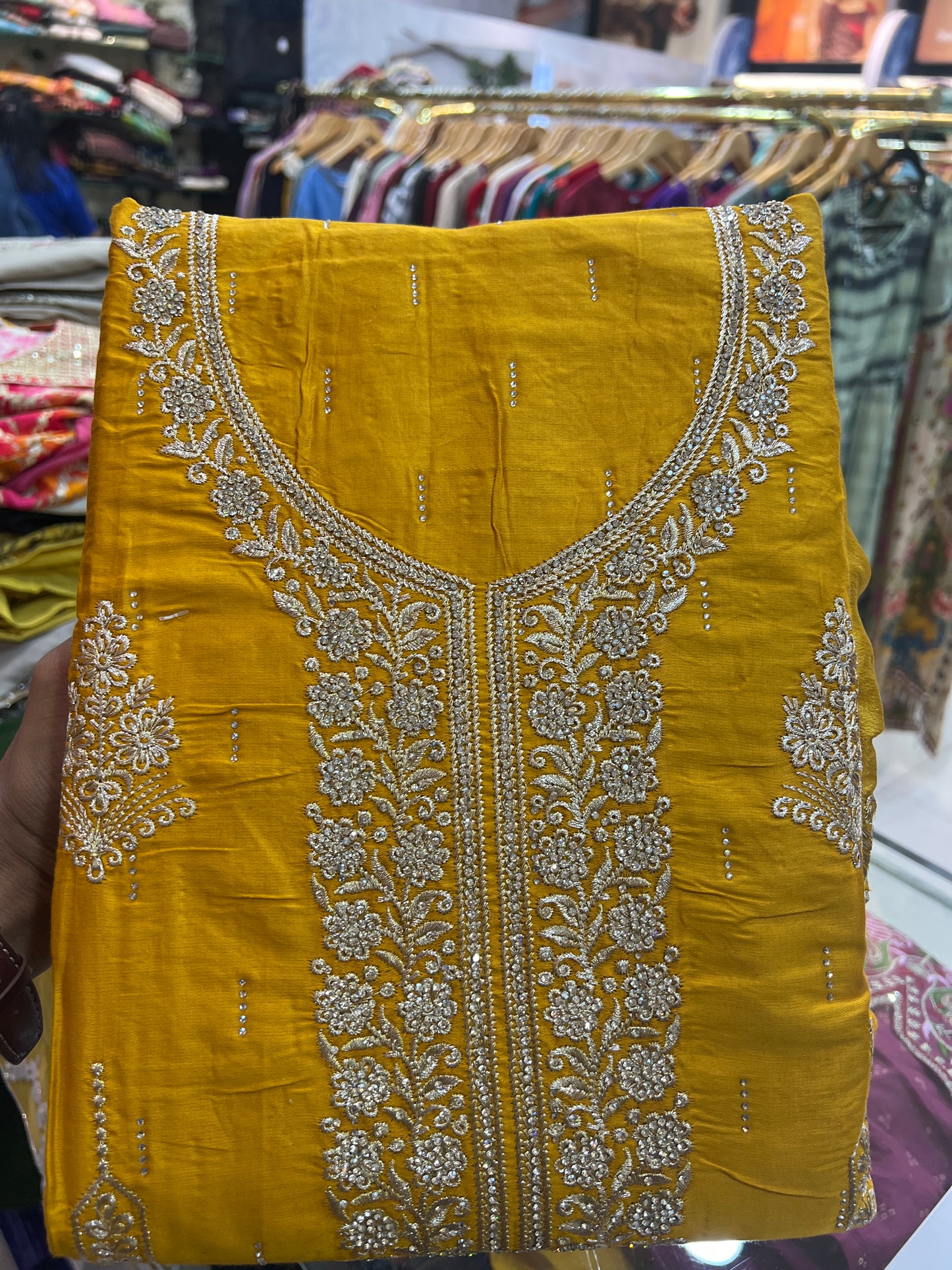 SALWARSET 26