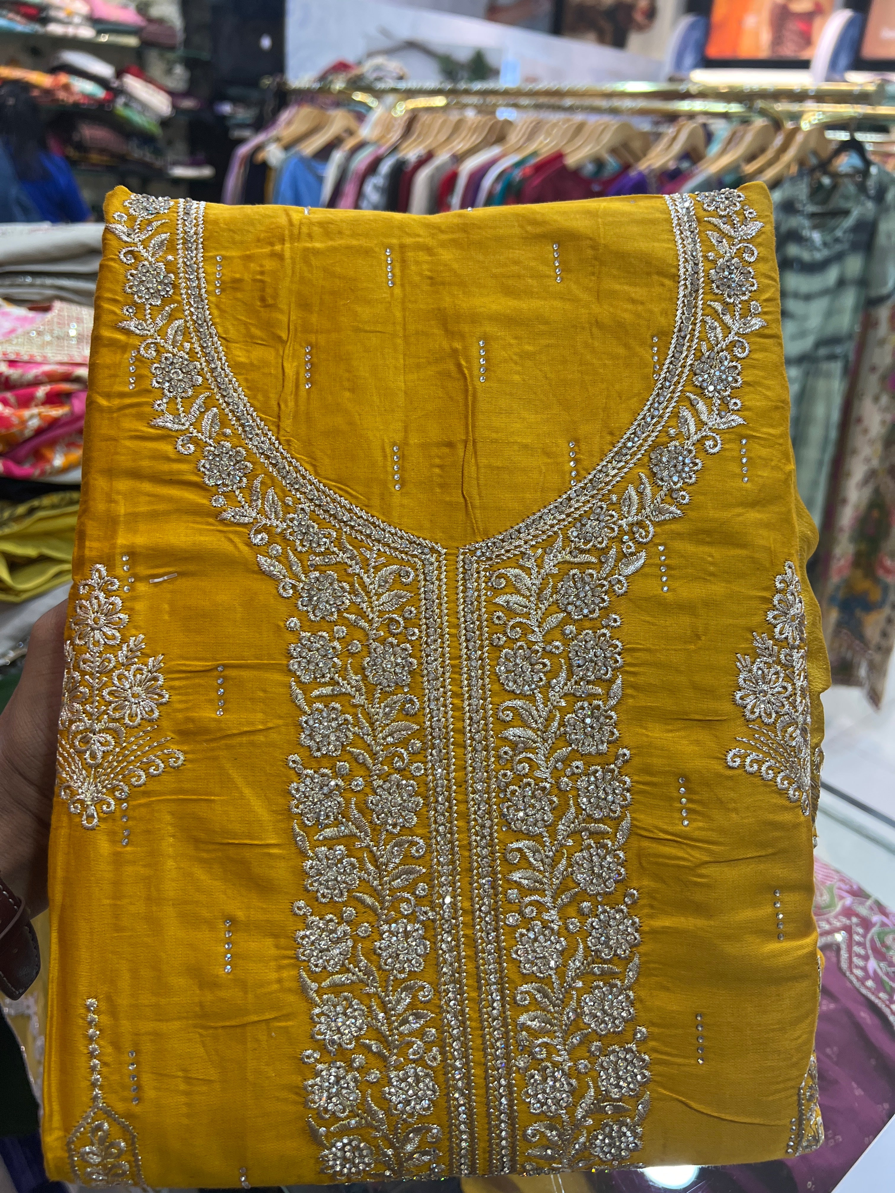 SALWARSET 26