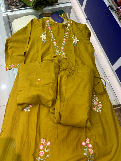 SALWARSET 006934