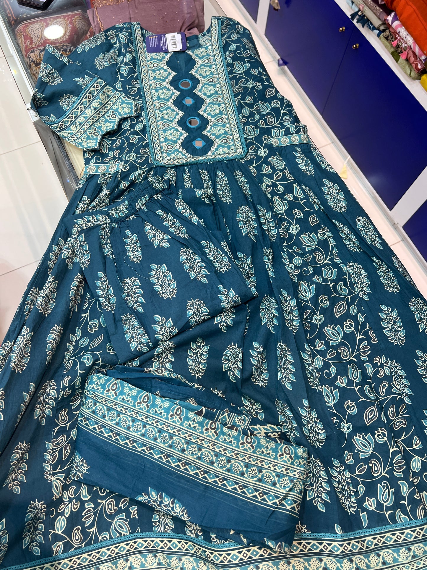 SALWARSET 005801