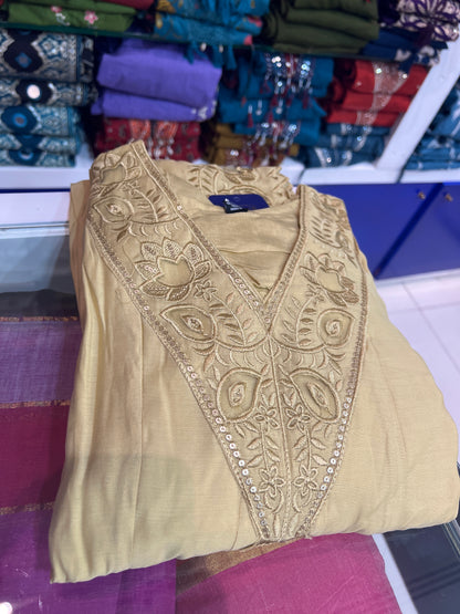 SALWARSET 5642149