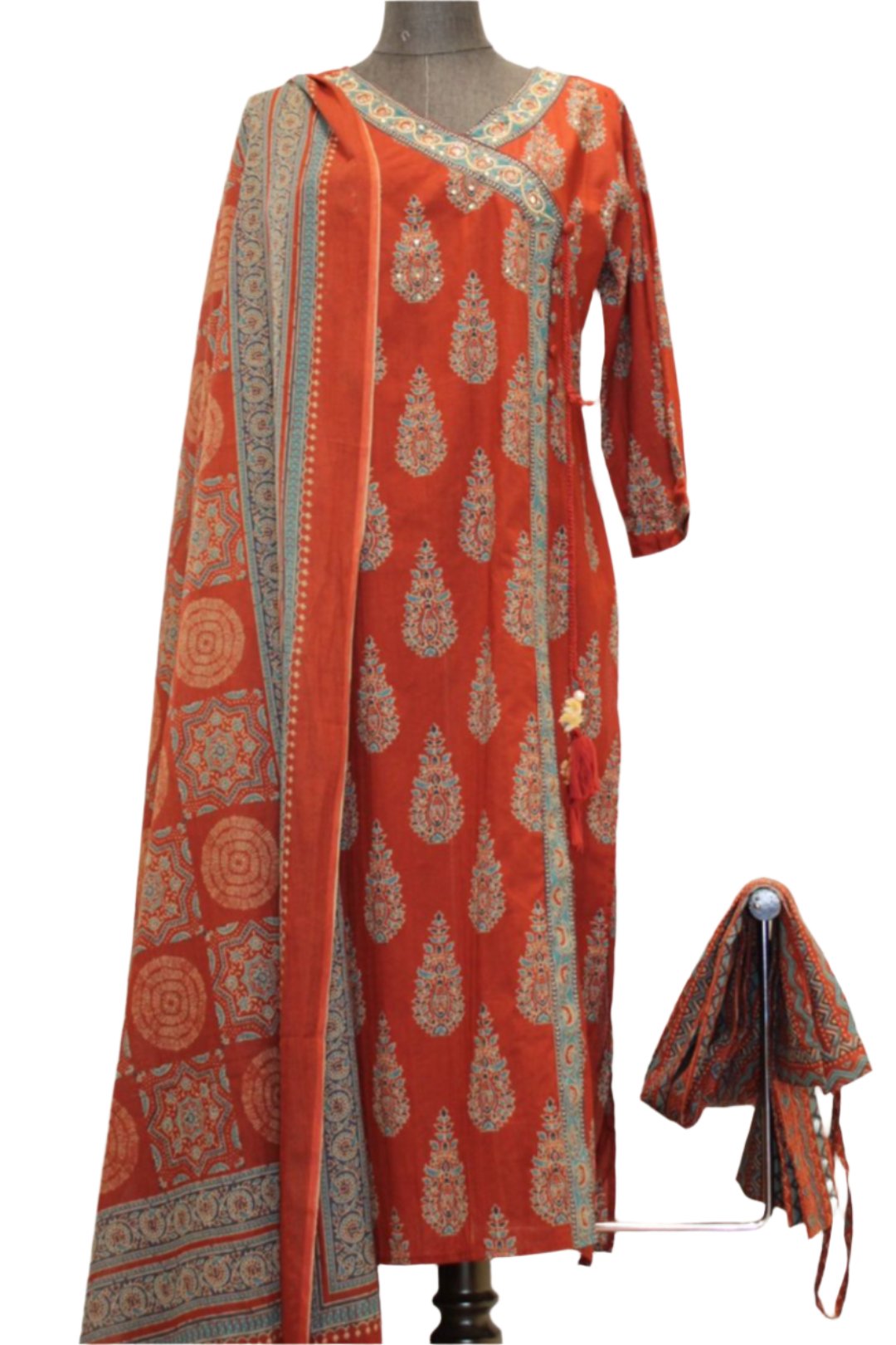 Salwar kameez with dupatta made with Cotton Dupatta