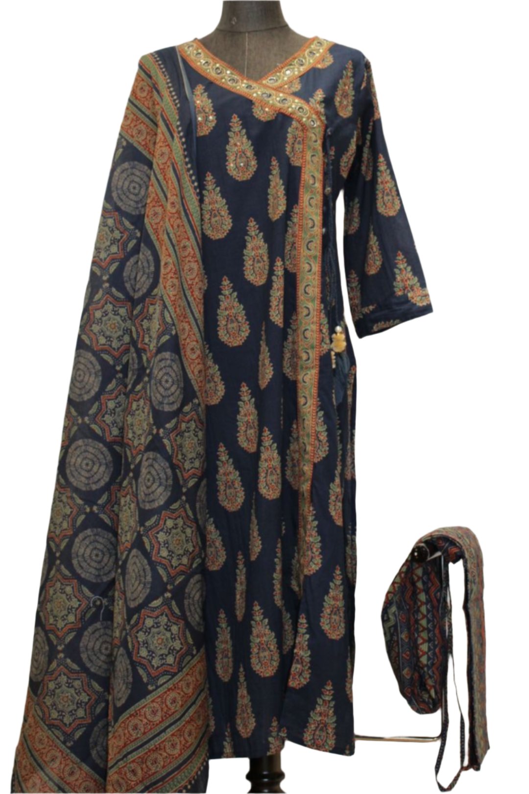 Salwar kameez with dupatta made with Cotton Dupatta