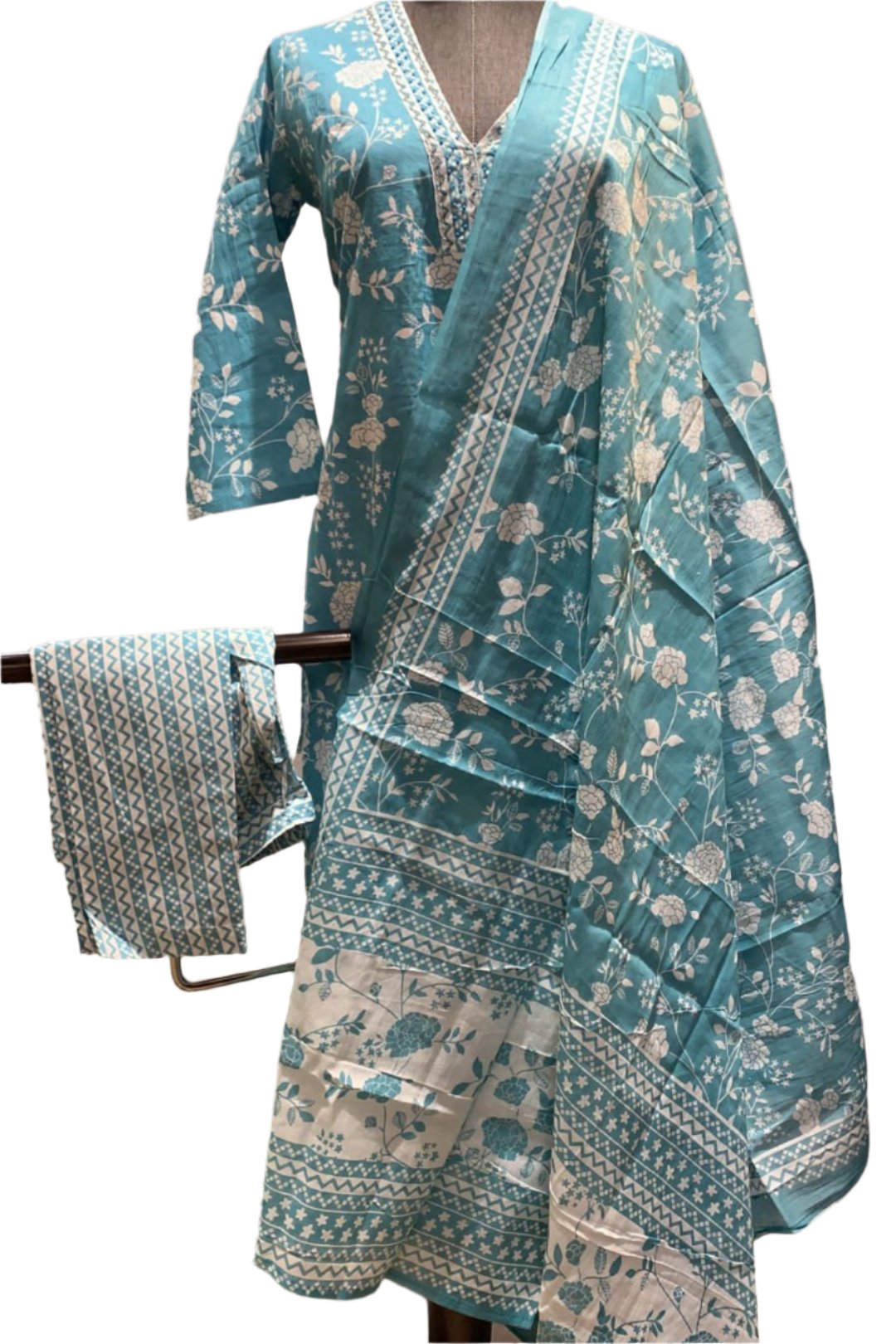 Ready To Wear Salwar Set.