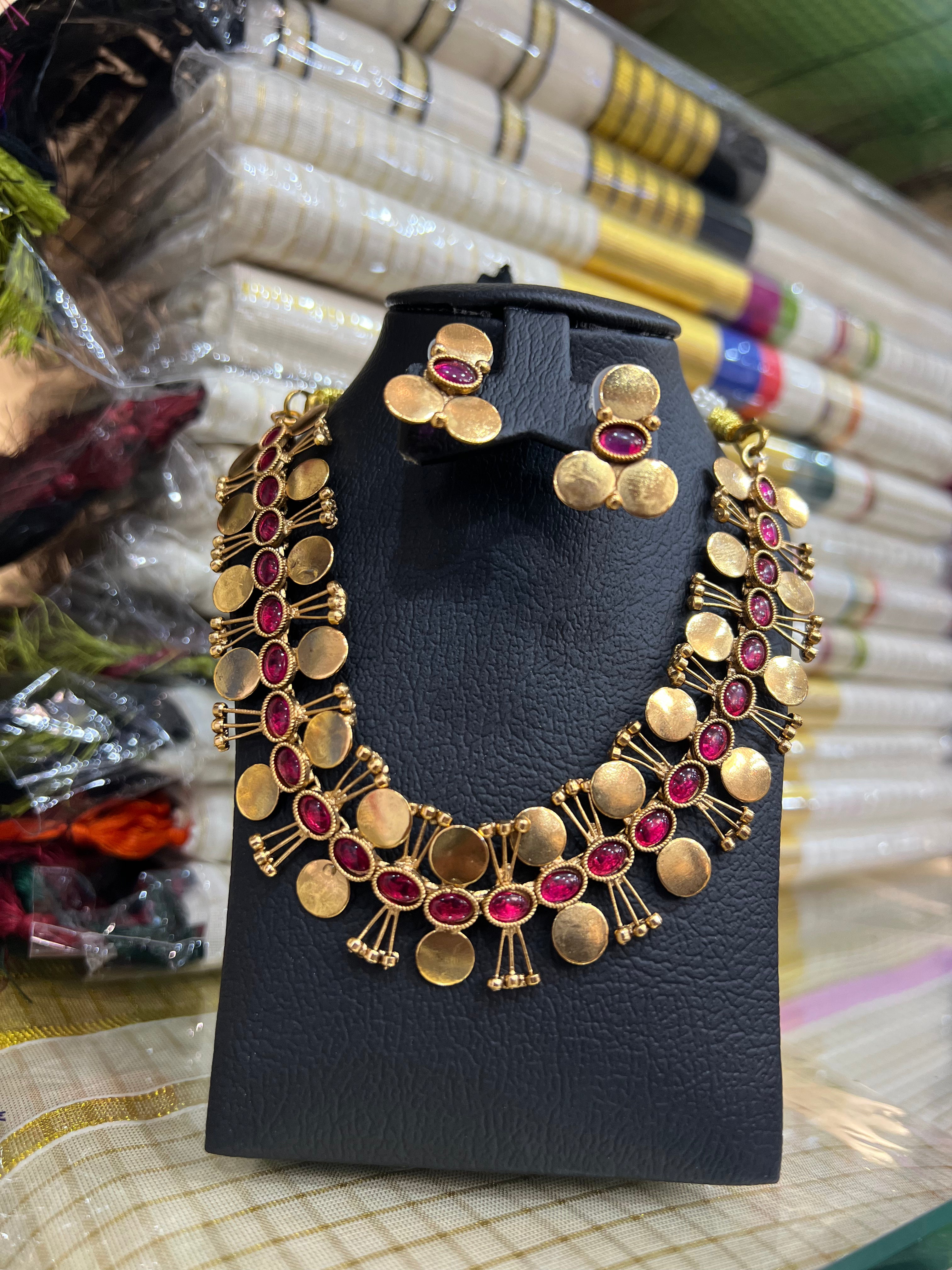 ornaments 124555