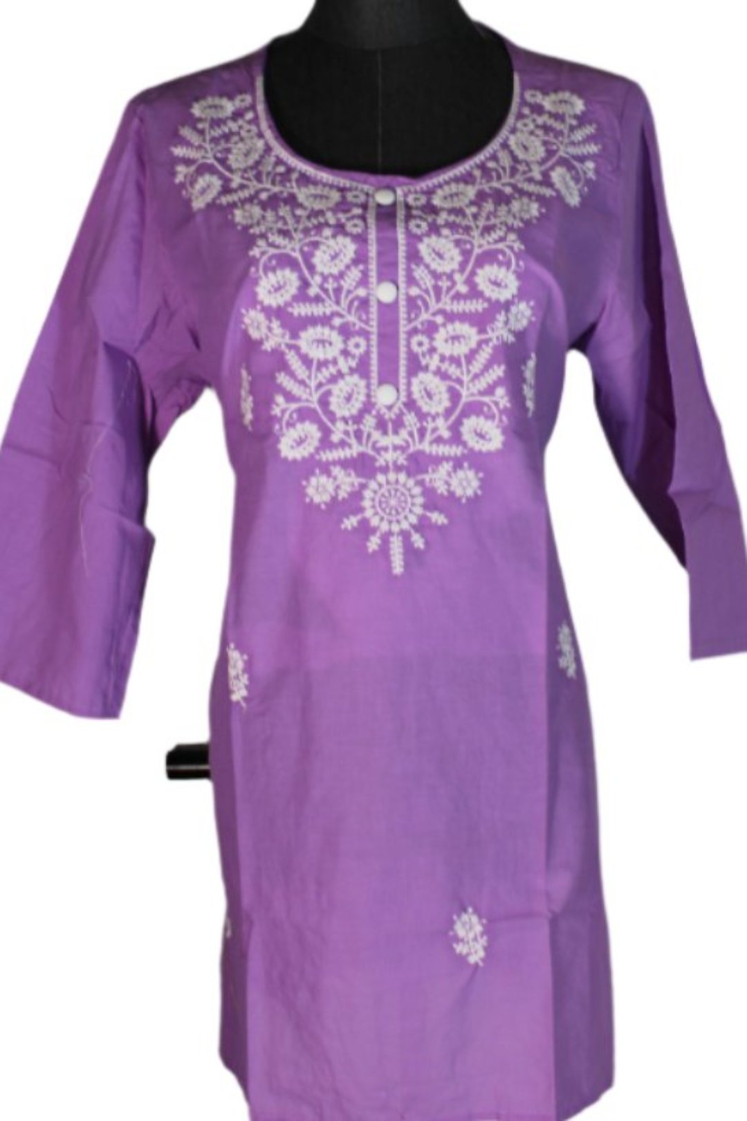 Chikankari   single kurti for women which has handmadej  embroidery along the neckline, chest area, and sleeve edges.