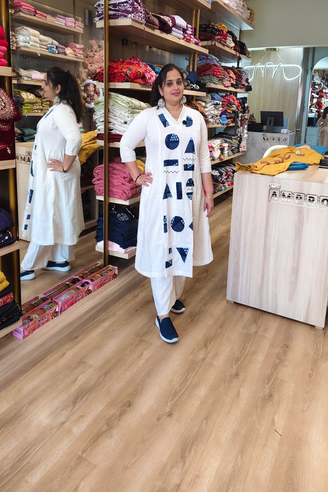 Women's wear Co -ords Set with cotton fabric material.