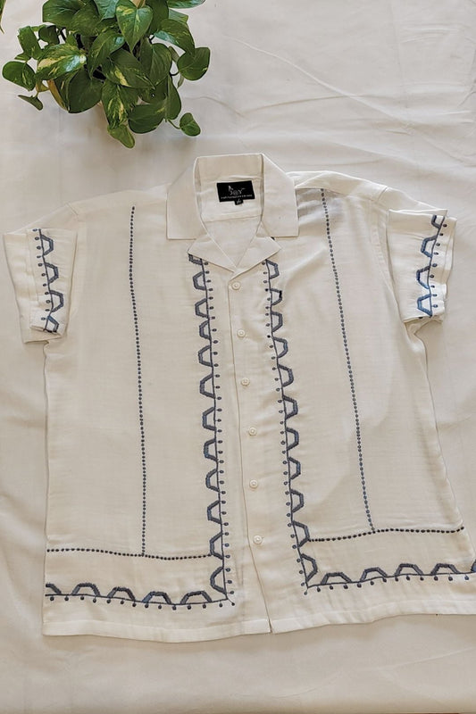 Men's wear cotton Linen Embroidery Half Sleeves shirts.