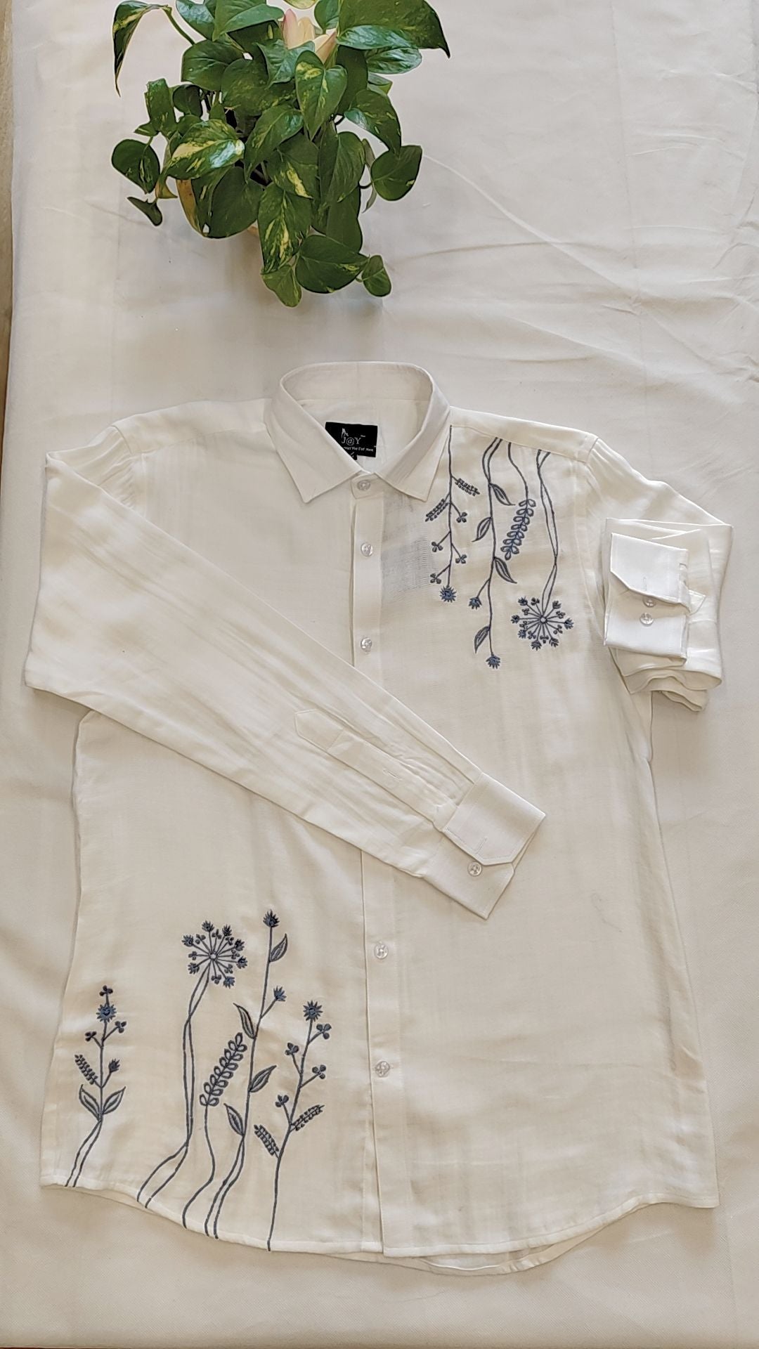 Men's cotton Linen full Sleeves Shirts with embroidery pattern.