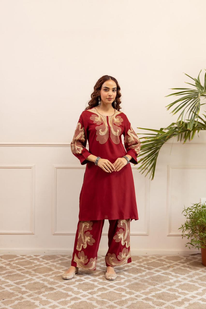 SCA 00120120 Cord Set Thread Work