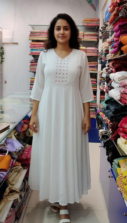 Single Top White 00065